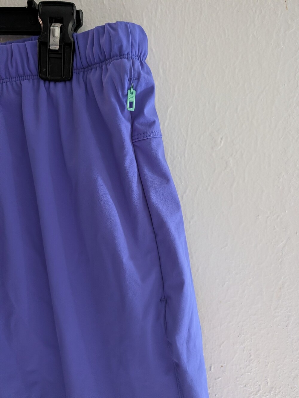 Fabletics The One Lined Shorts As Is - Picture 7 of 11